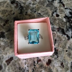 Gorgeous ring size 7